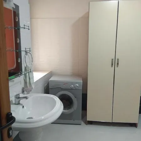 Ilia Gloria House Berat